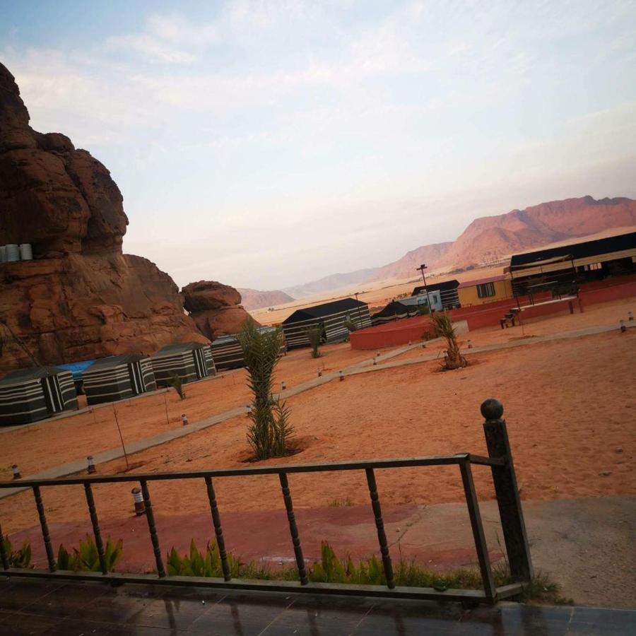 Hotel Moon Night Camp Wadi Rum Exterior foto