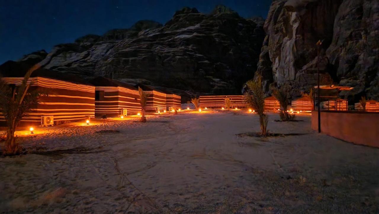 Hotel Moon Night Camp Wadi Rum Exterior foto